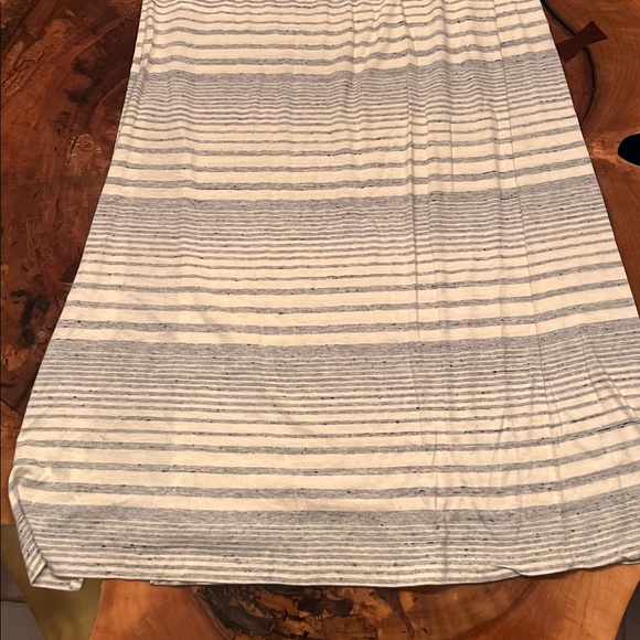 C&C California Size M Skirt - Picture 8 of 9